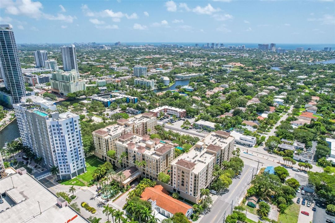 На продажу: $285,500 (1 спален, 1 ванн, 816 Квадратных фут)
