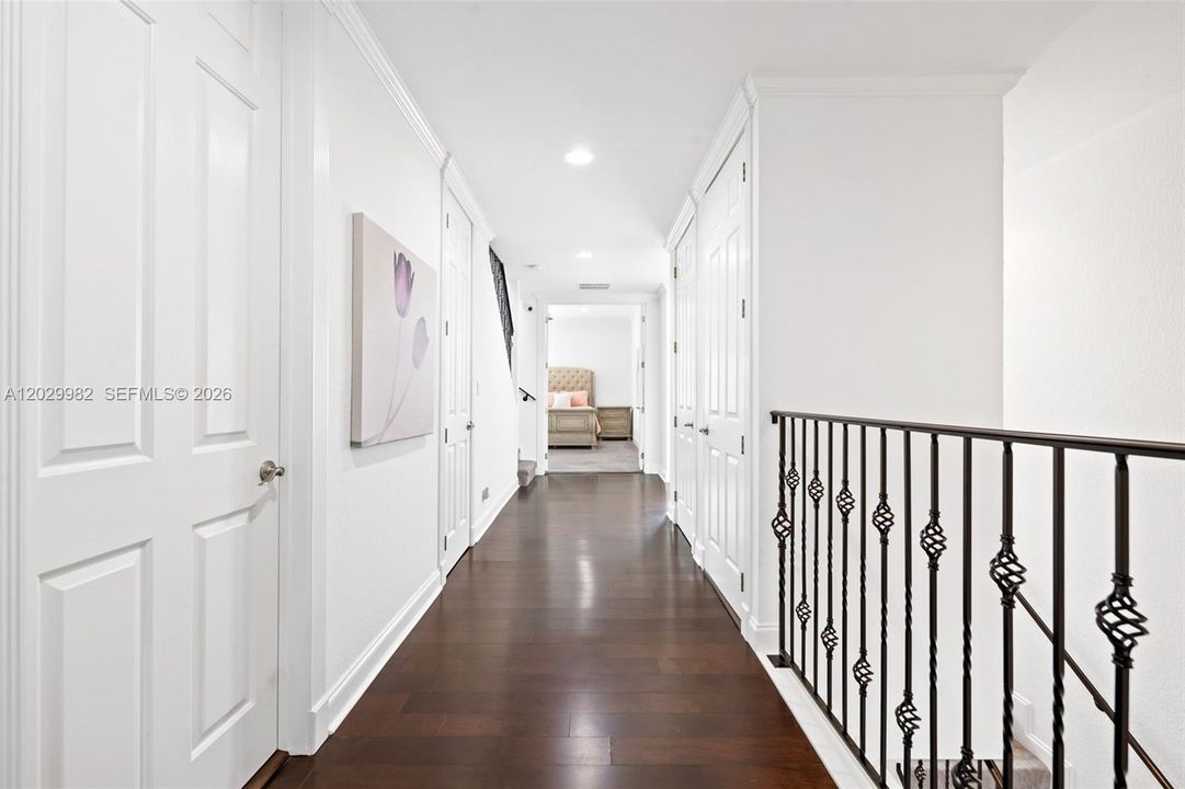 For Sale: $569,000 (3 beds, 2 baths, 2610 Square Feet)