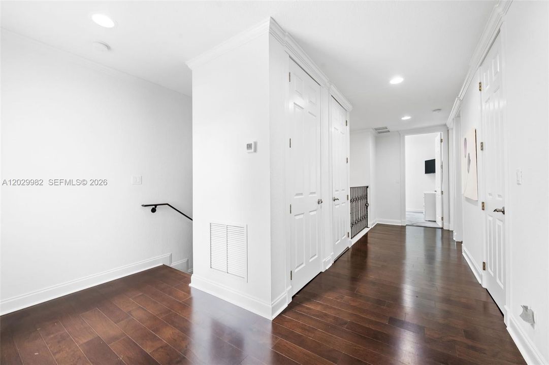 For Sale: $569,000 (3 beds, 2 baths, 2610 Square Feet)