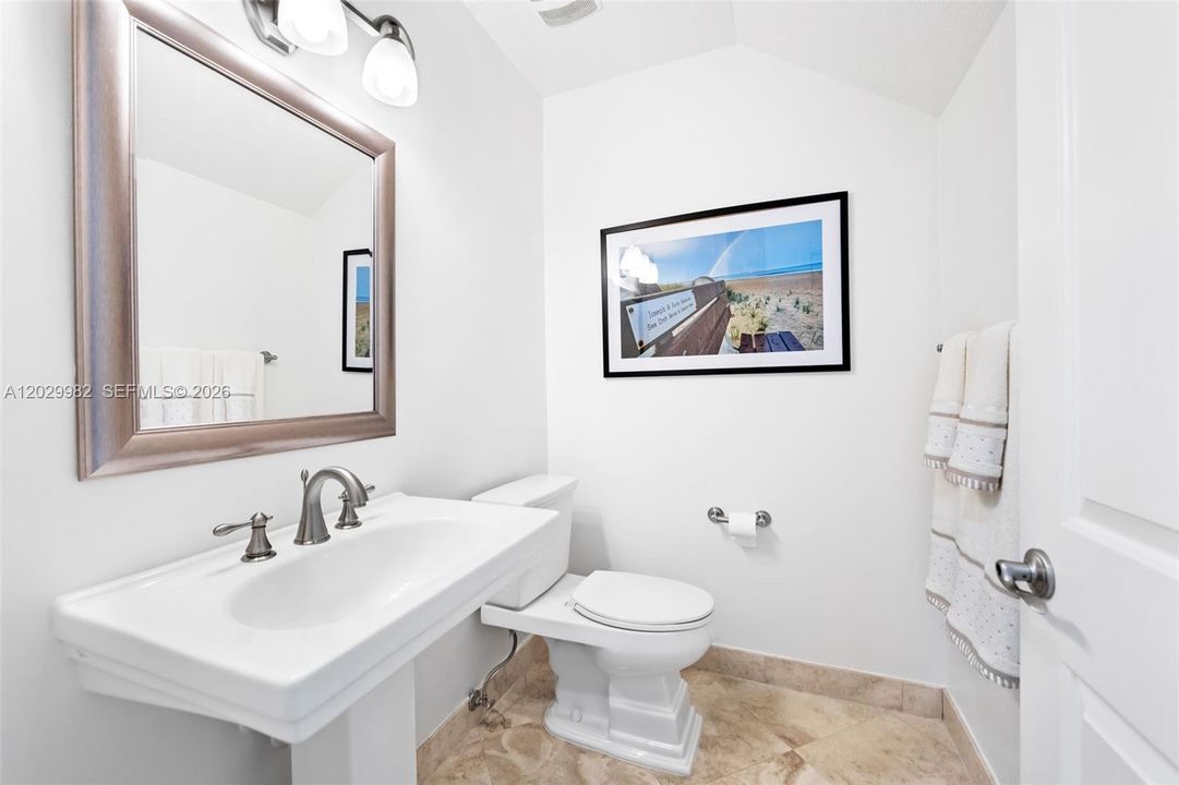 For Sale: $569,000 (3 beds, 2 baths, 2610 Square Feet)
