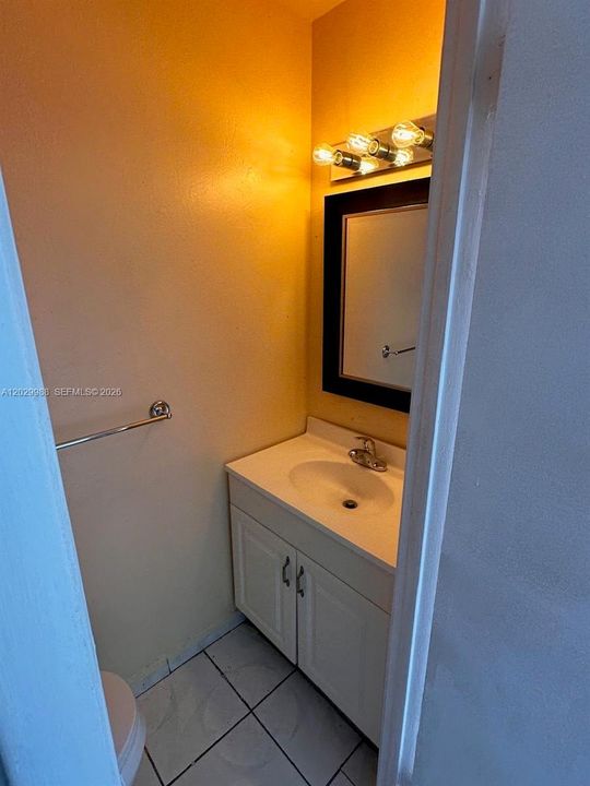 For Rent: $3,000 (4 beds, 2 baths, 1520 Square Feet)