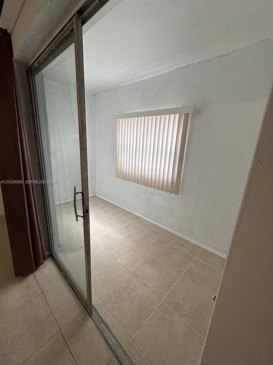 For Rent: $3,000 (4 beds, 2 baths, 1520 Square Feet)