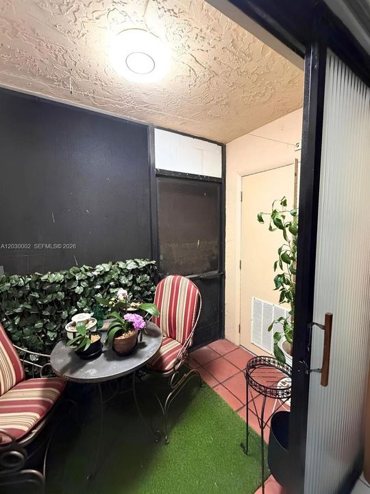Screened Porch