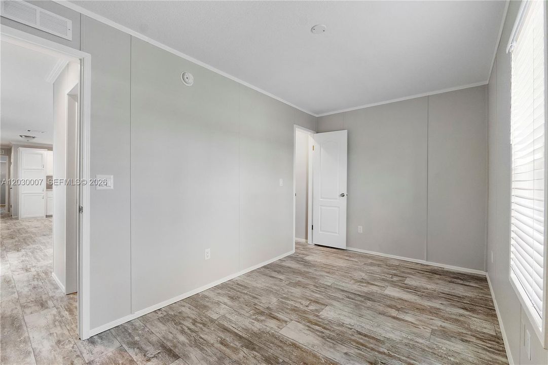 En Venta: $289,000 (2 camas, 2 baños, 890 Pies cuadrados)