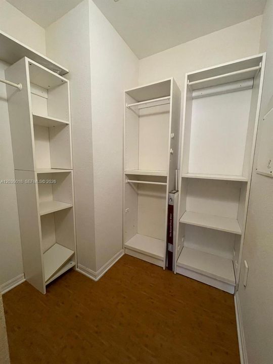 Activo con contrato: $1,700 (1 camas, 1 baños, 716 Pies cuadrados)