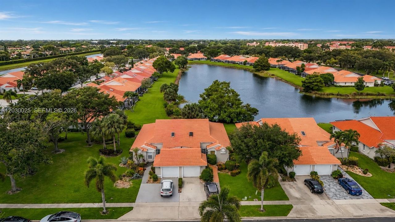 For Sale: $400,000 (3 beds, 2 baths, 1658 Square Feet)