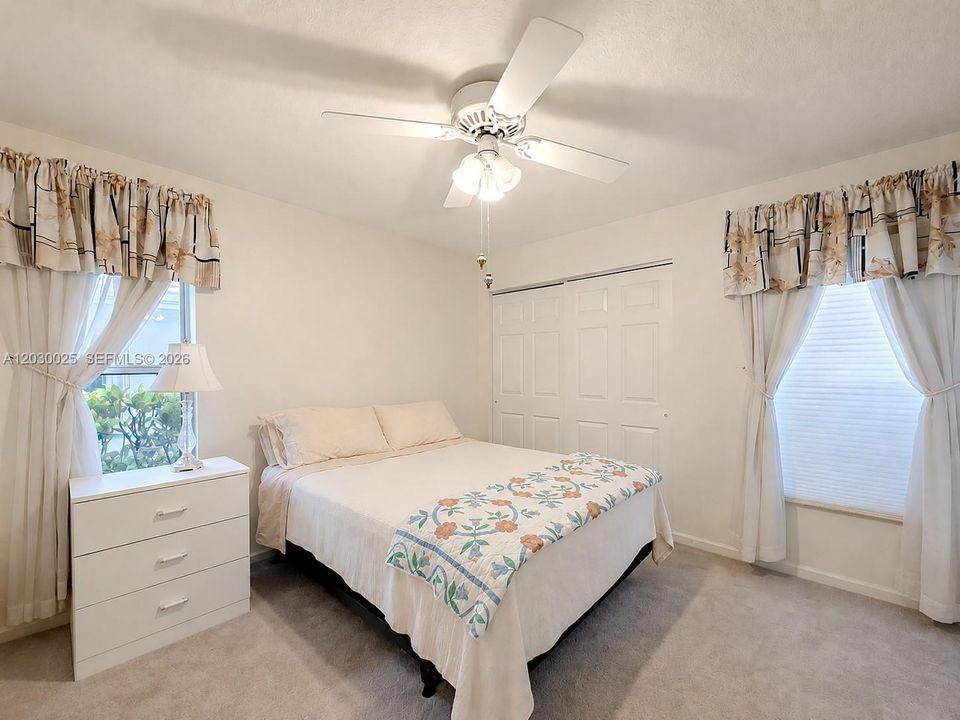 For Sale: $400,000 (3 beds, 2 baths, 1658 Square Feet)