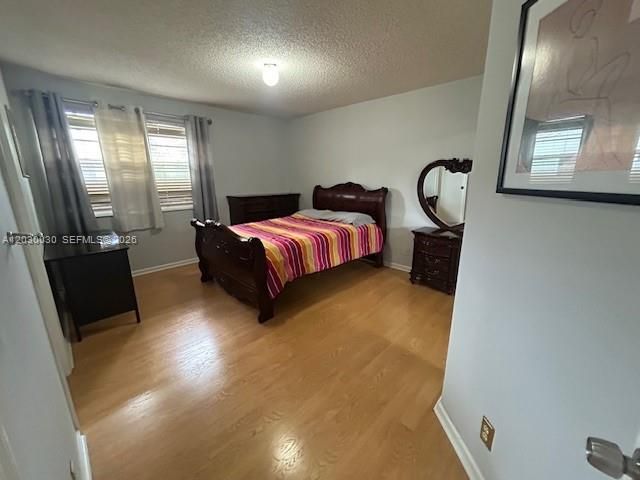 For Sale: $825,000 (4 beds, 3 baths, 2608 Square Feet)