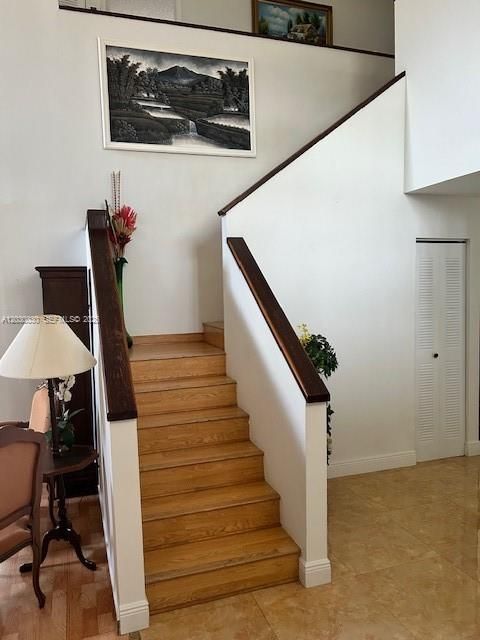 For Sale: $825,000 (4 beds, 3 baths, 2608 Square Feet)