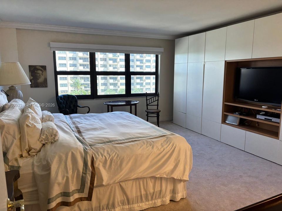En Venta: $750,000 (2 camas, 2 baños, 1500 Pies cuadrados)