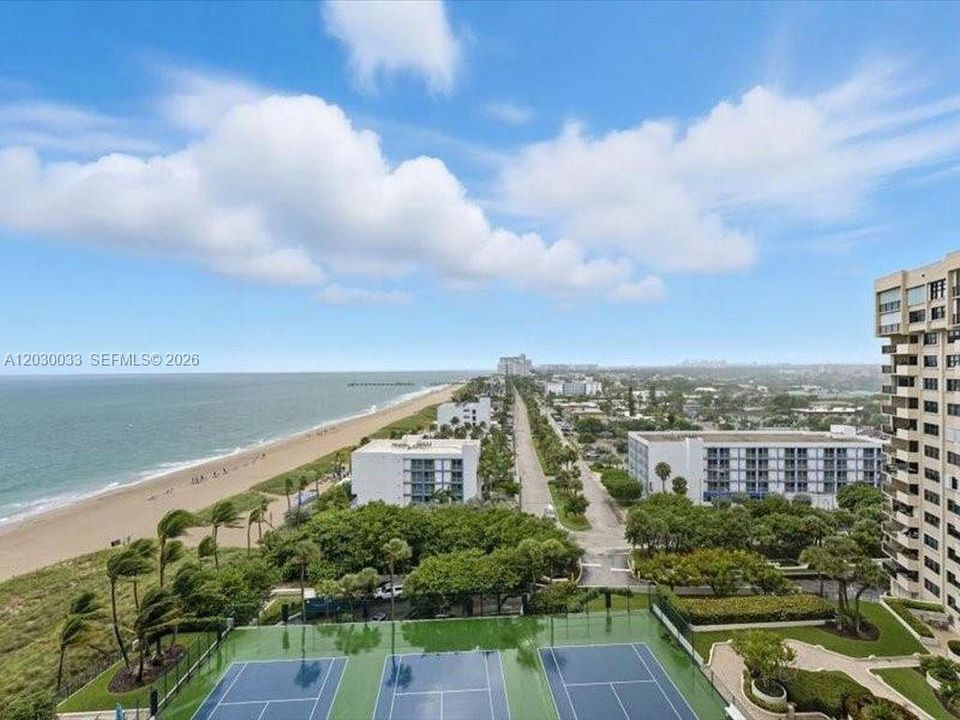 En Venta: $750,000 (2 camas, 2 baños, 1500 Pies cuadrados)