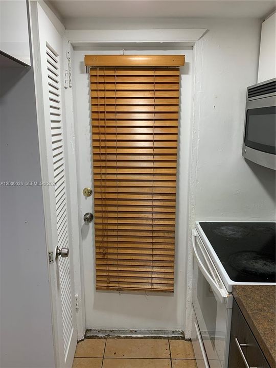 For Rent: $1,500 (1 beds, 1 baths, 530 Square Feet)