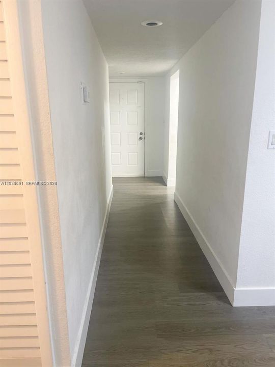 For Sale: $375,000 (3 beds, 2 baths, 1228 Square Feet)