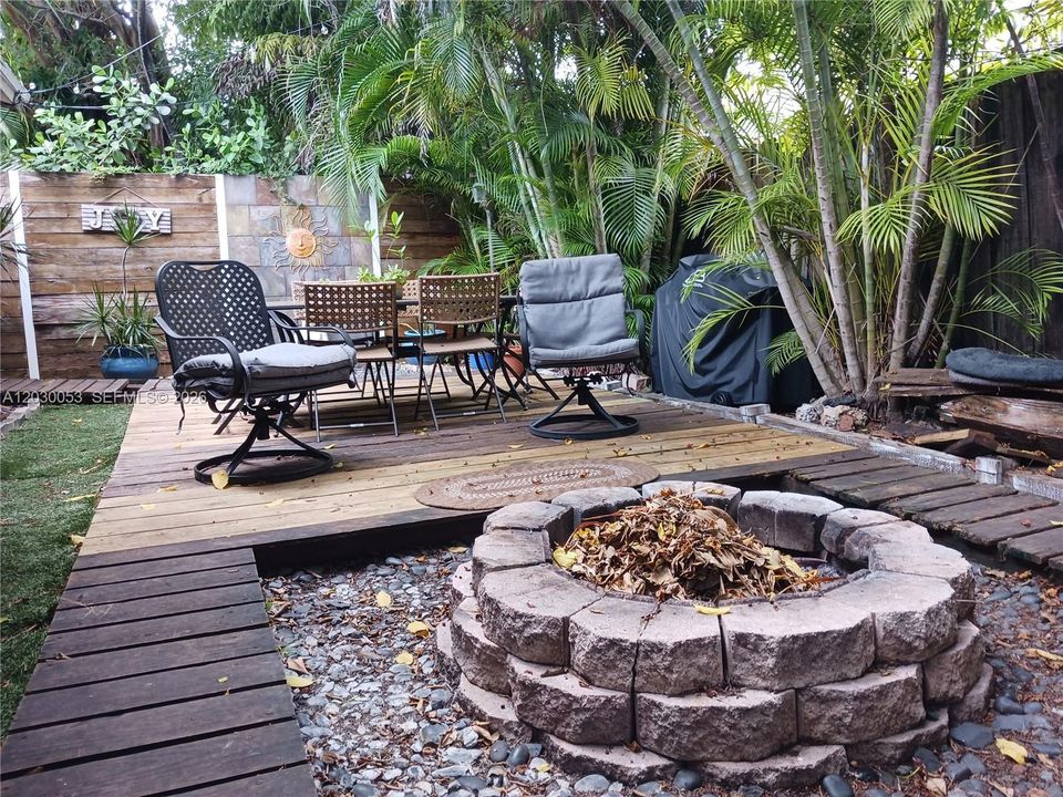 For Sale: $1,275,000 (0 beds, 0 baths, 2942 Square Feet)