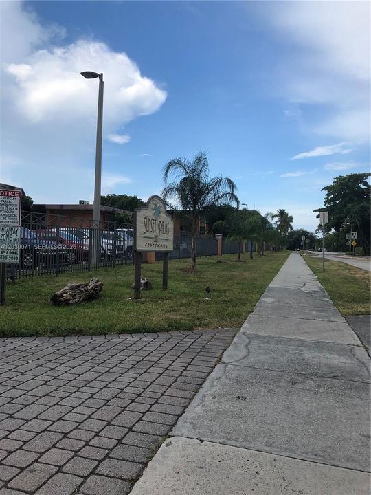 Recently Rented: $1,850 (1 beds, 1 baths, 760 Square Feet)