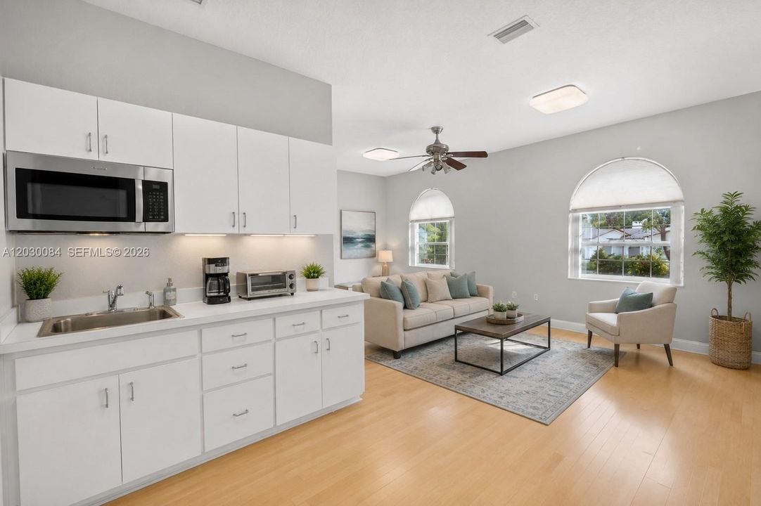 Guest suite kitchen virtually staged