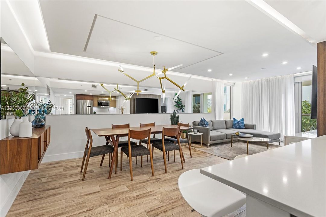 For Sale: $1,100,000 (3 beds, 2 baths, 1305 Square Feet)