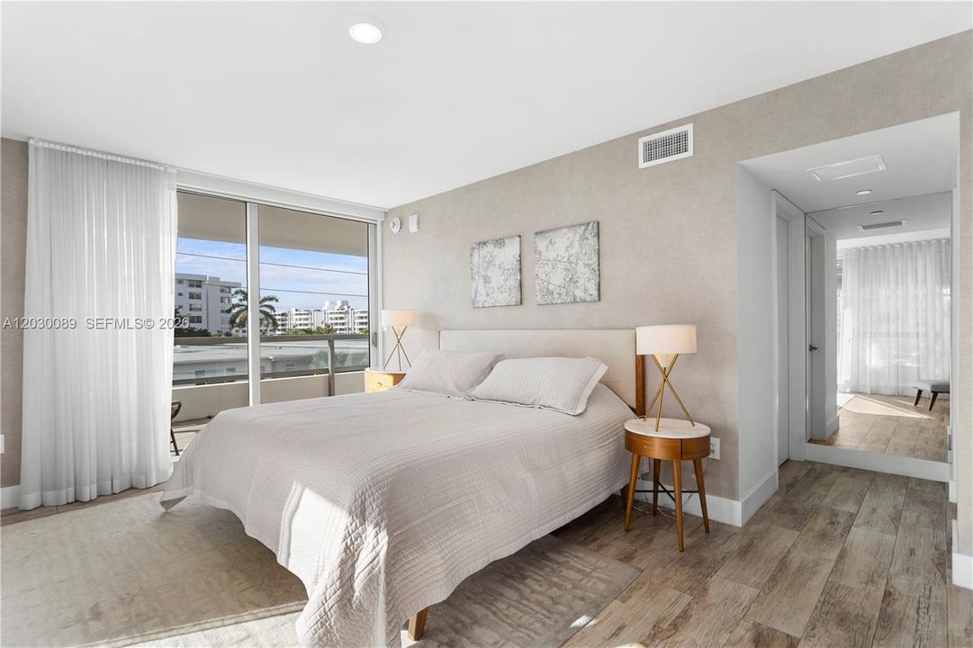 For Sale: $1,100,000 (3 beds, 2 baths, 1305 Square Feet)
