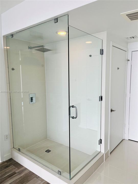 For Rent: $6,450 (3 beds, 2 baths, 1395 Square Feet)