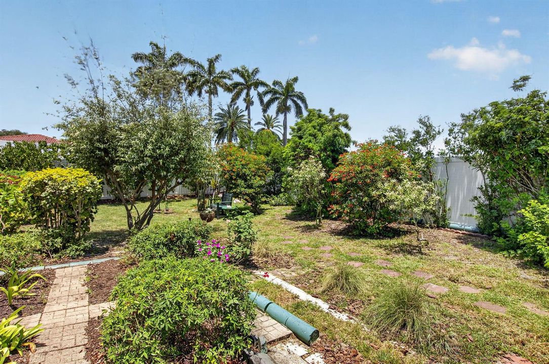 Garden Paradise