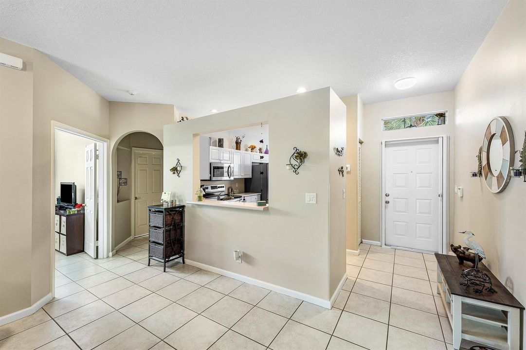 Foyer Entry