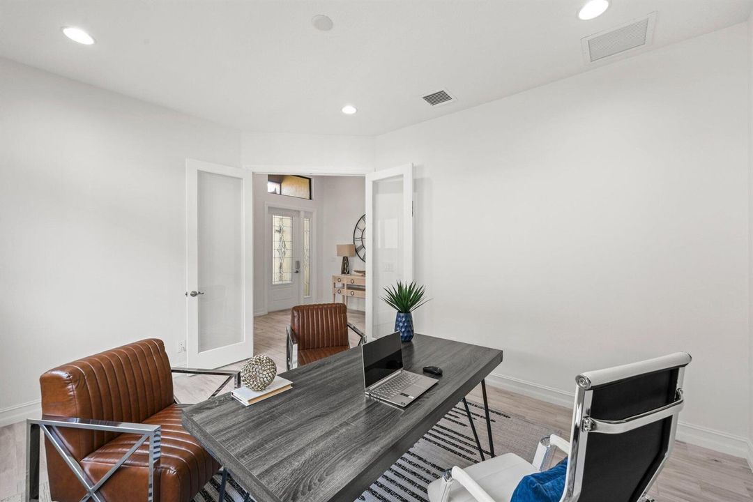 11856 Leon Circle West - 32.jpg-SMALL