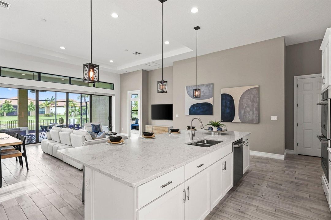 11856 Leon Circle West - 14.jpg-SMALL