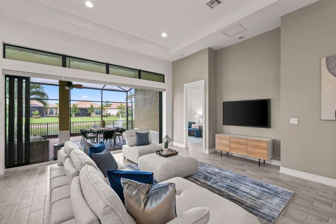 11856 Leon Circle West - 21.jpg-SMALL