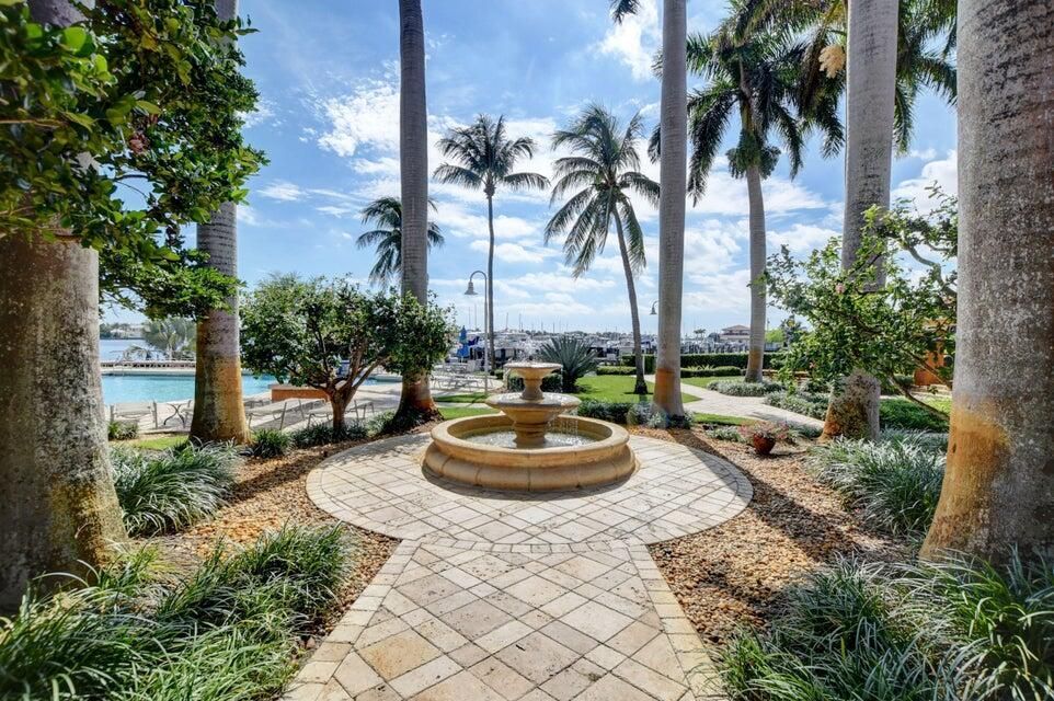 Community Courtyard Fountain
