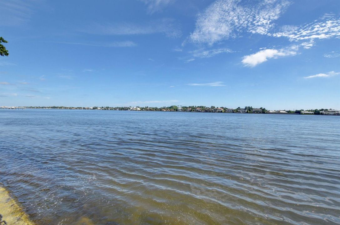 Intracoastal Water Views