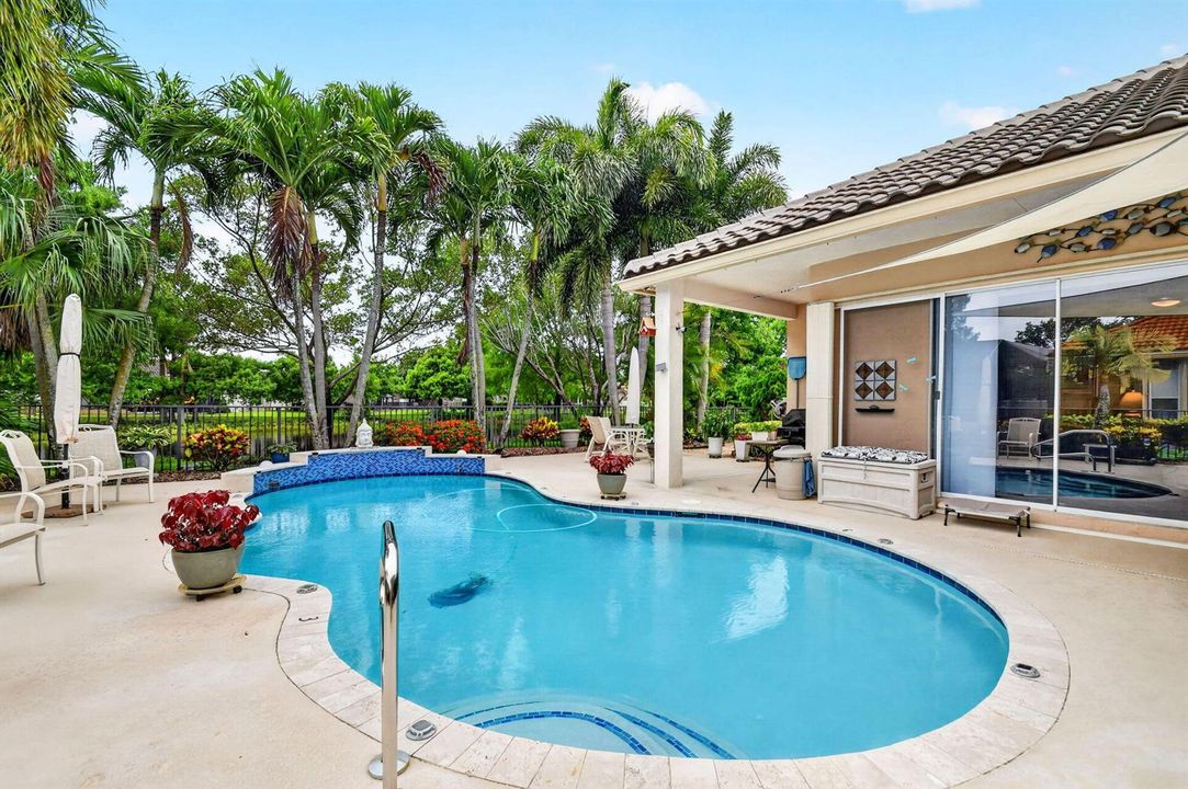 large freeform pool