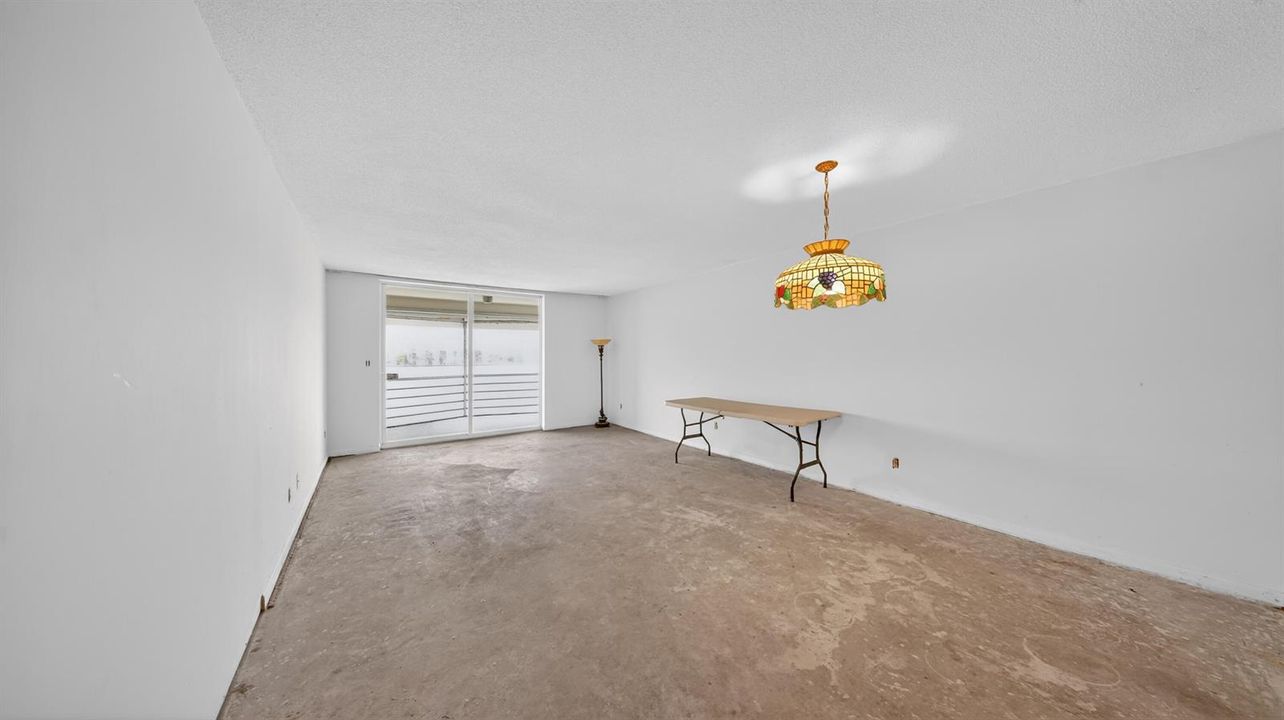 living/dining room