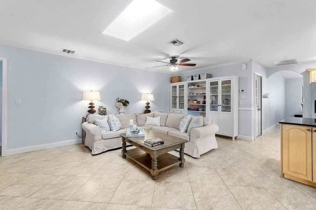021-17734PineNeedleTerrace-BocaRaton-FL-