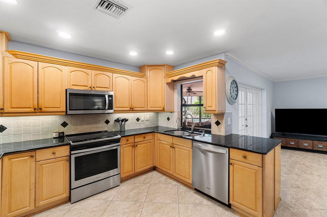 016-17734PineNeedleTerrace-BocaRaton-FL-