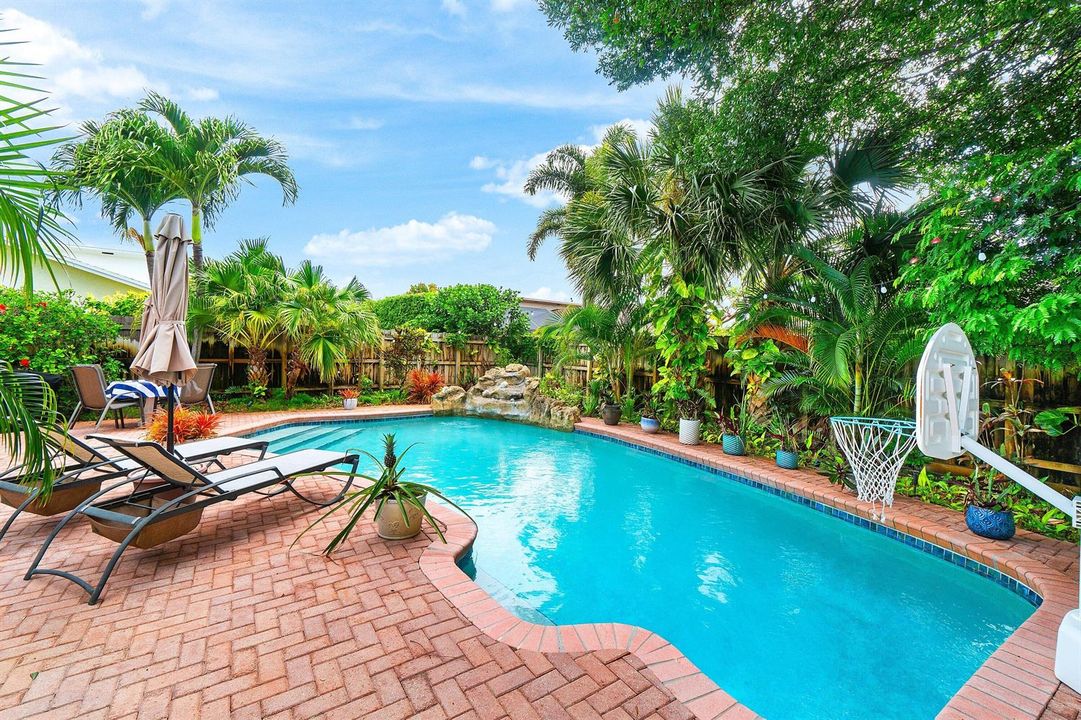 045-17734PineNeedleTerrace-BocaRaton-FL-