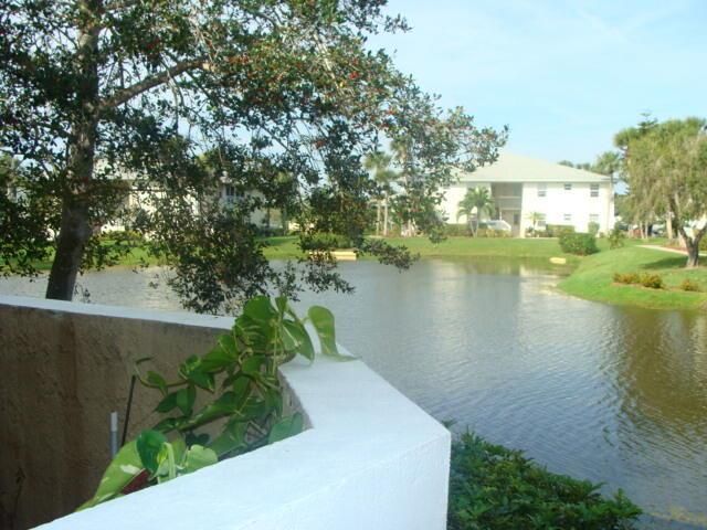 1565 rgc a108 view