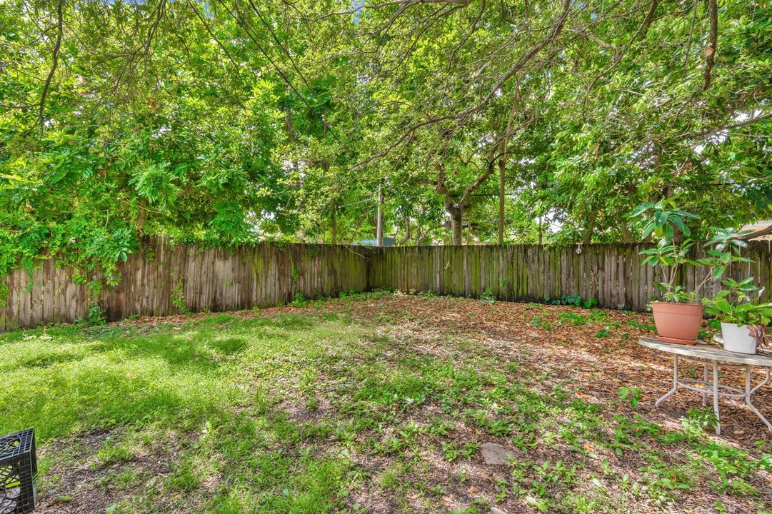 22-web-or-mls-2126 Washington St Hollywo