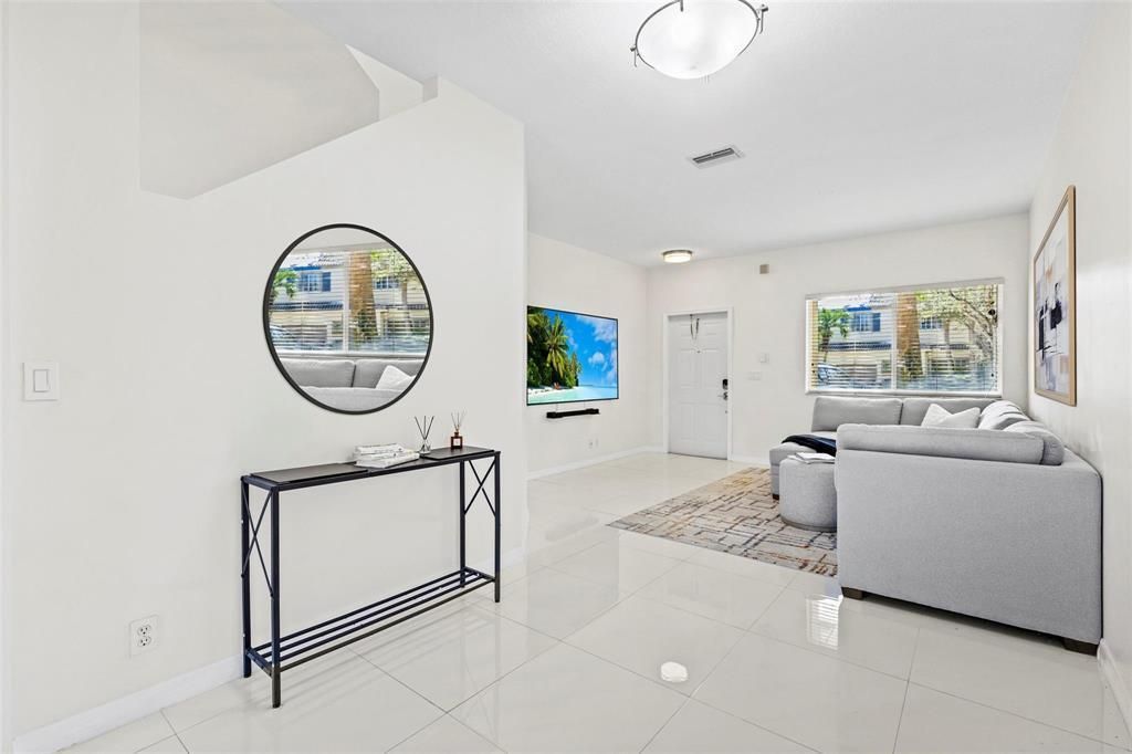 4722 lago vista.jpg 4