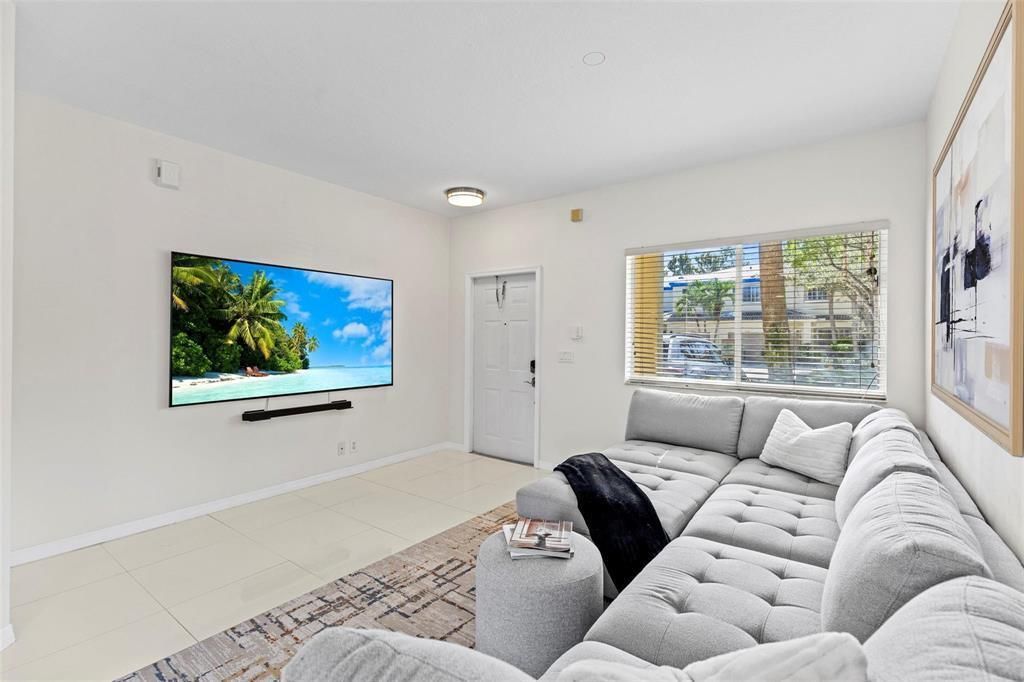 4722 lago vista.jpg 3