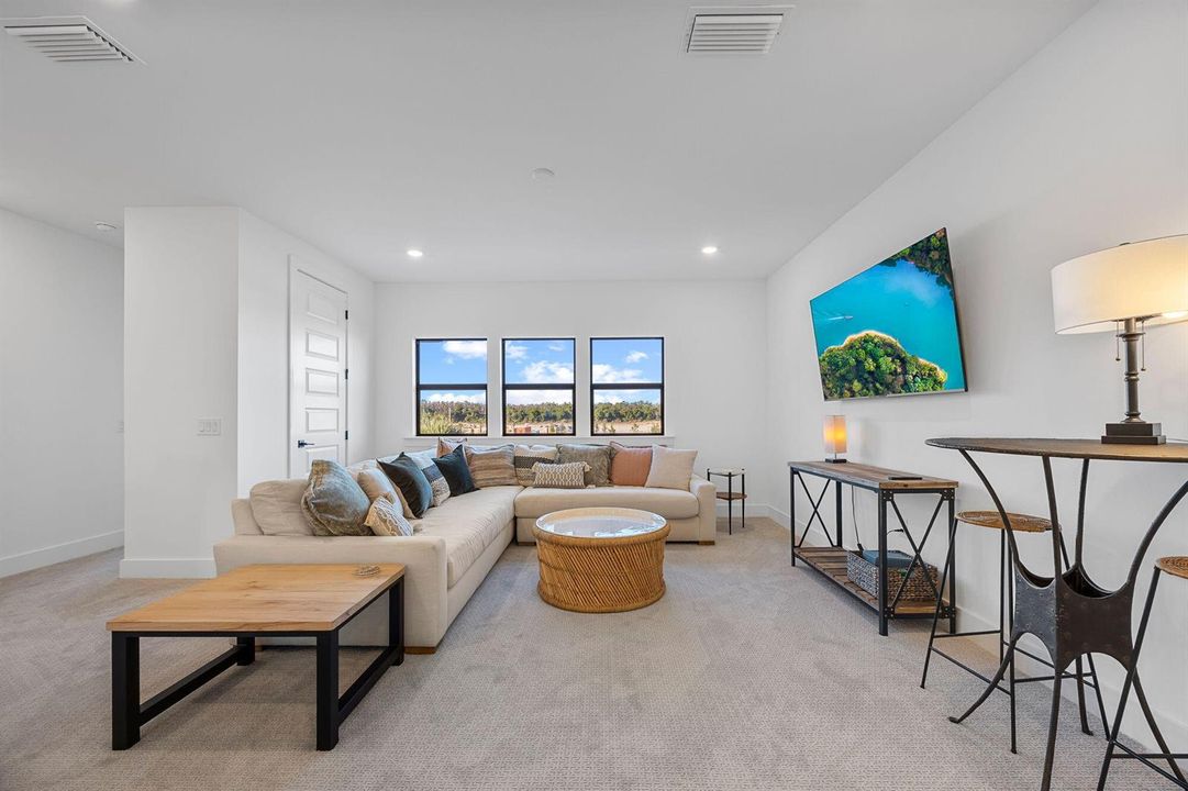 12-web-or-mls-NX Media-1711