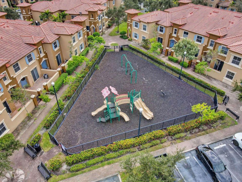 35-web-or-mls-DJI_0210_1_2_3_4_AirMagic_