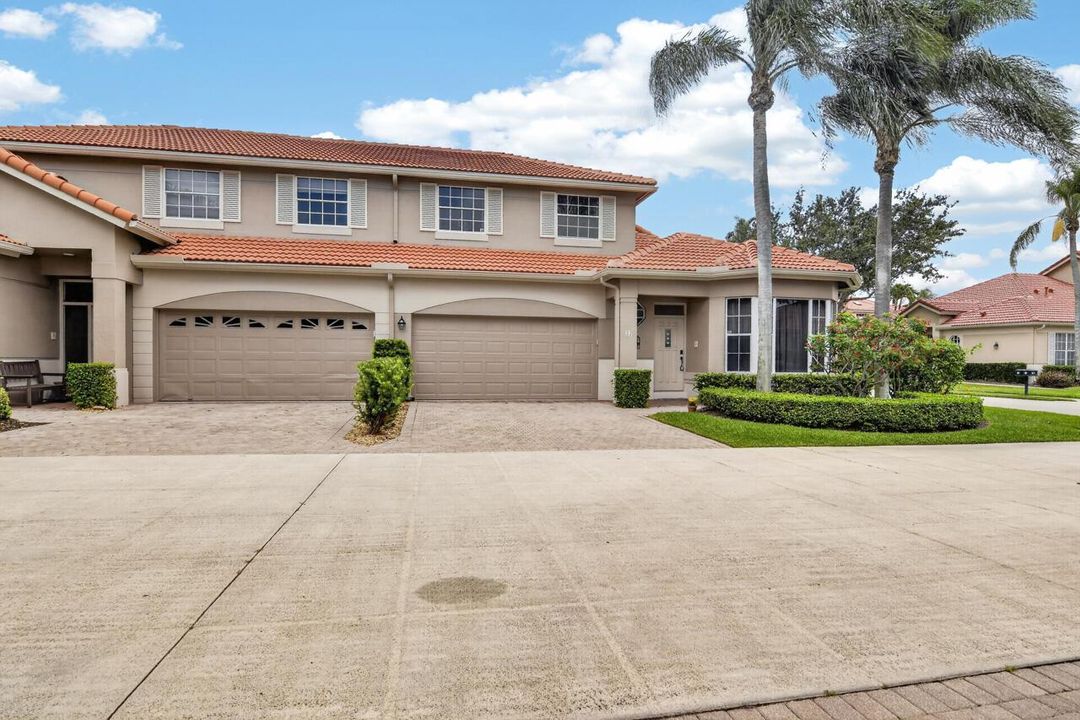 2-32-Monterey-Pointe-Dr-2