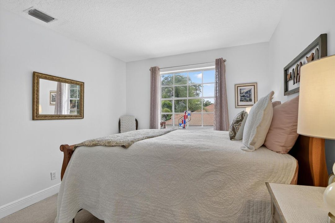 49-32-Monterey-Pointe-Dr-49