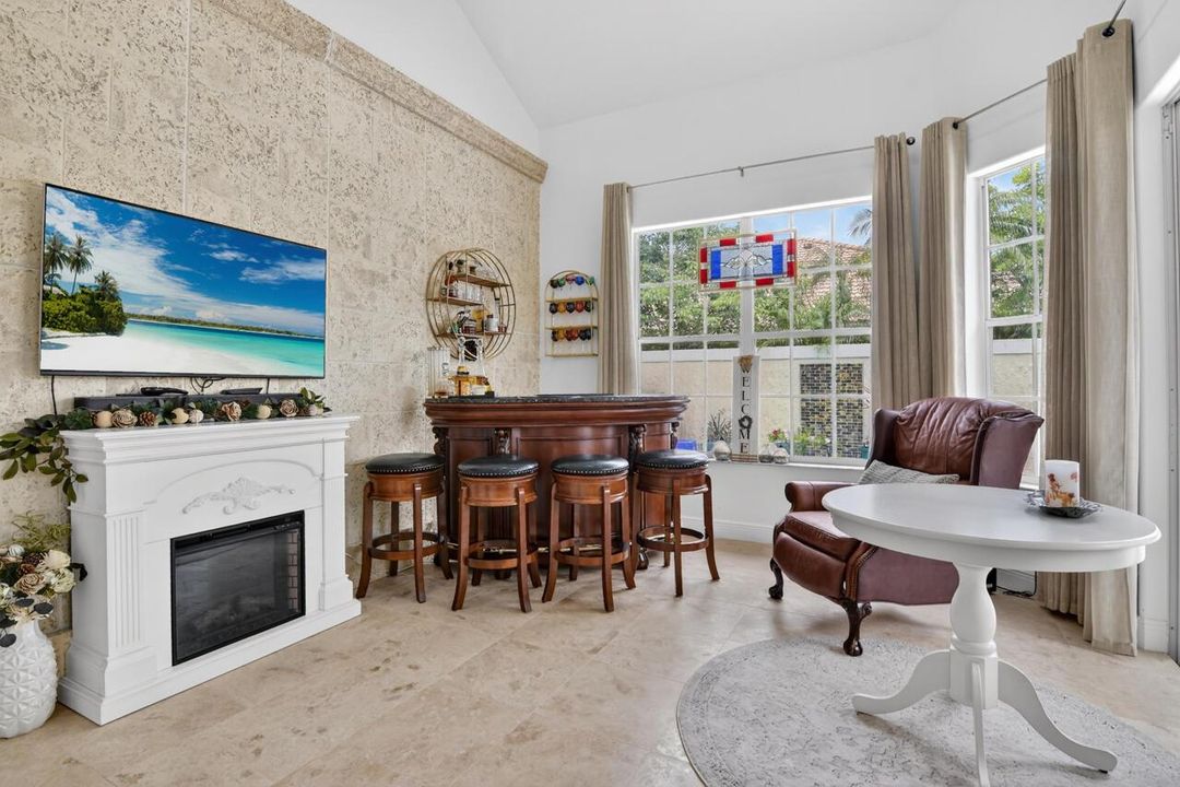 28-32-Monterey-Pointe-Dr-28