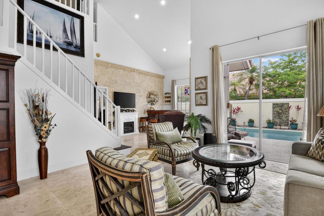 22-32-Monterey-Pointe-Dr-22