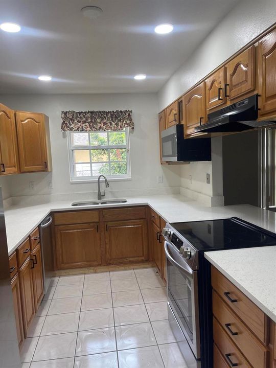 Neptune New Kitchen2
