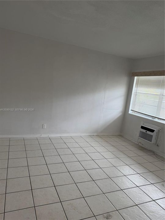 В аренду: $1,500 (1 спален, 1 ванн, 7464 Квадратных фут)
