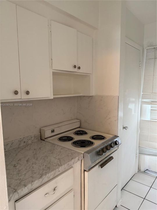 В аренду: $1,500 (1 спален, 1 ванн, 7464 Квадратных фут)