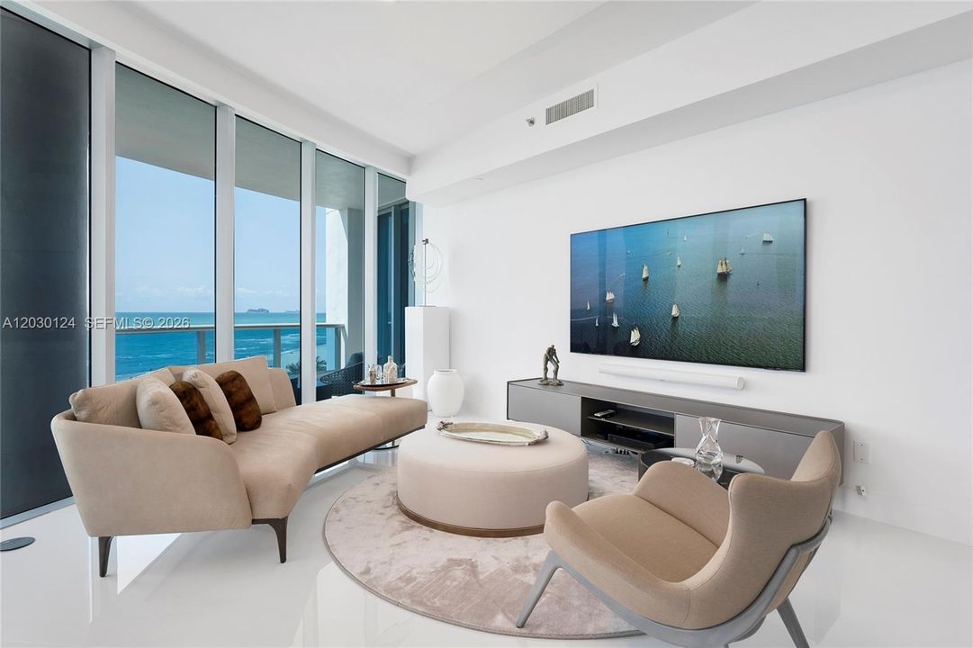 Active With Contract: $26,000 (3 beds, 3 baths, 2959 Square Feet)