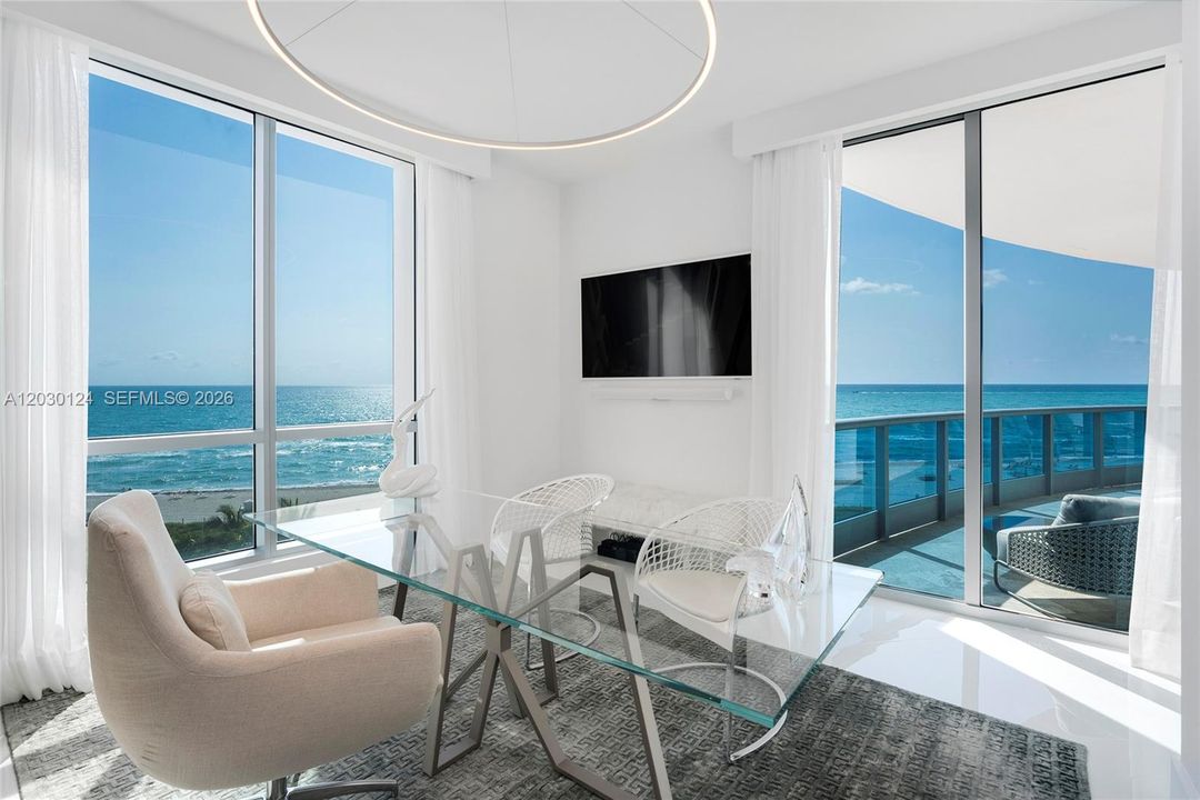 Active With Contract: $26,000 (3 beds, 3 baths, 2959 Square Feet)